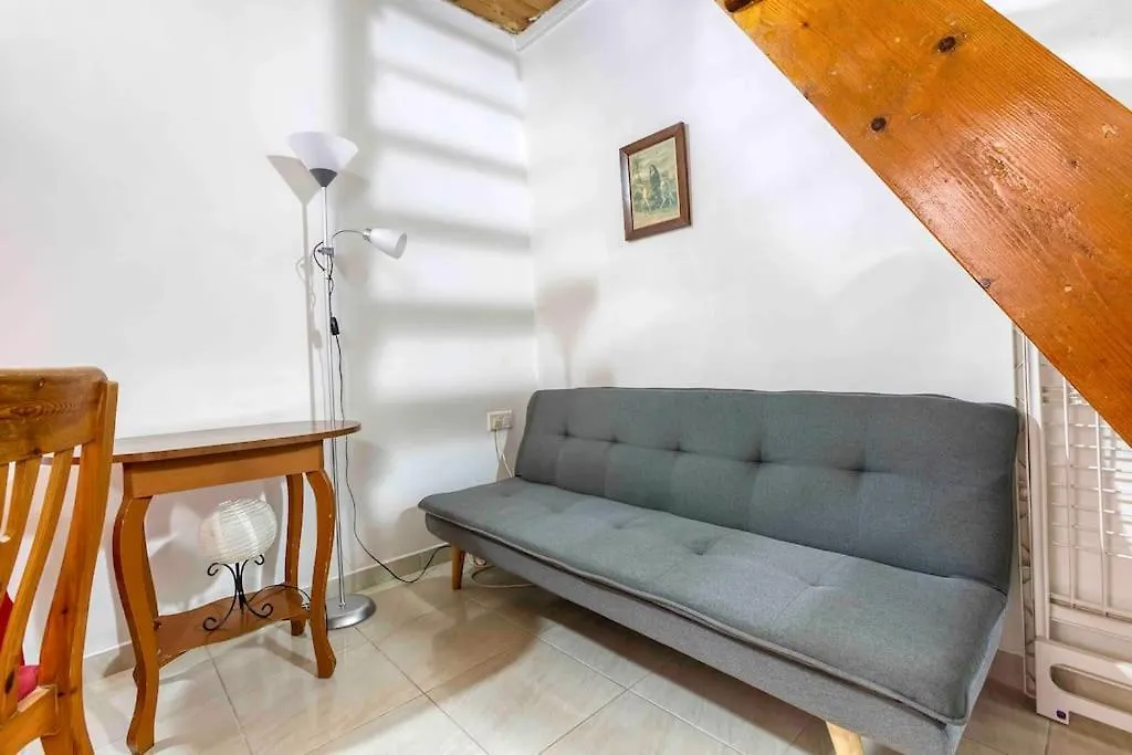 Lovely Studio Apartment Il-Furjana 0*,  Malta