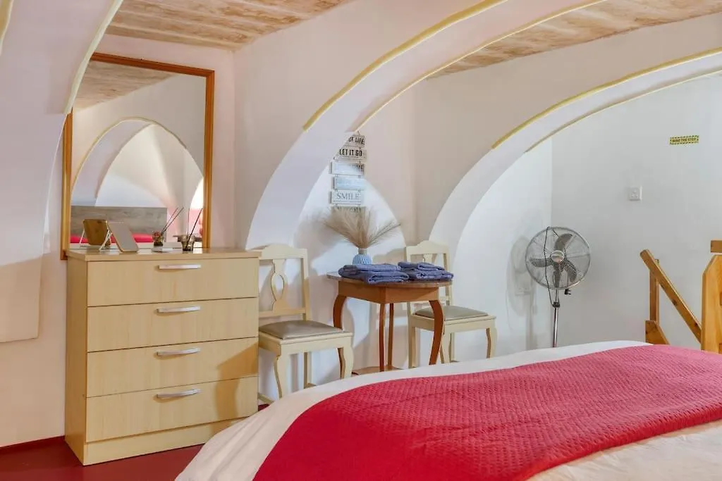 Lovely Studio Apartment Il-Furjana Malta