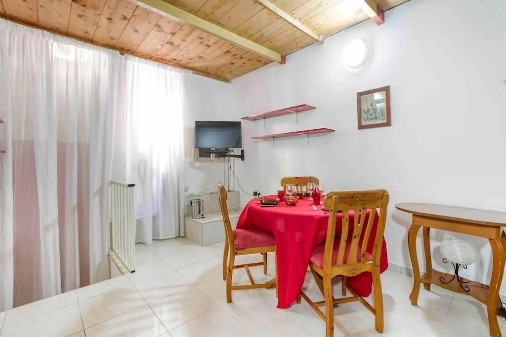 Lovely Studio Apartment Il-Furjana