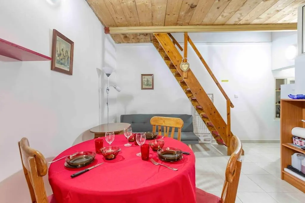 Lovely Studio Apartment Il-Furjana 0*,
